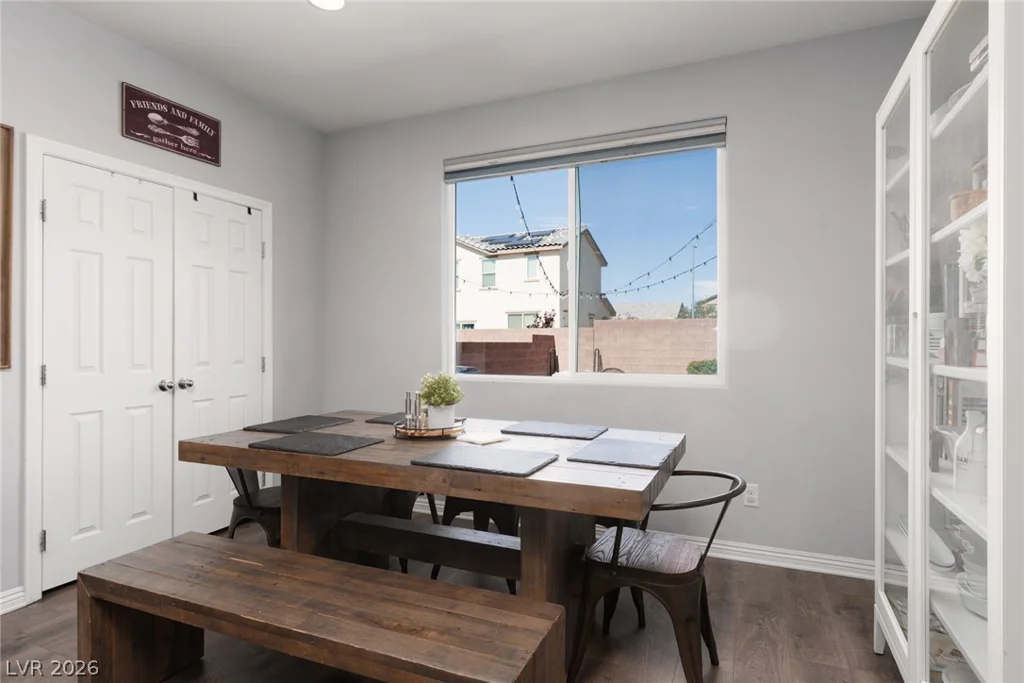 5825 Petrified Tree, North Las Vegas, NV 89081