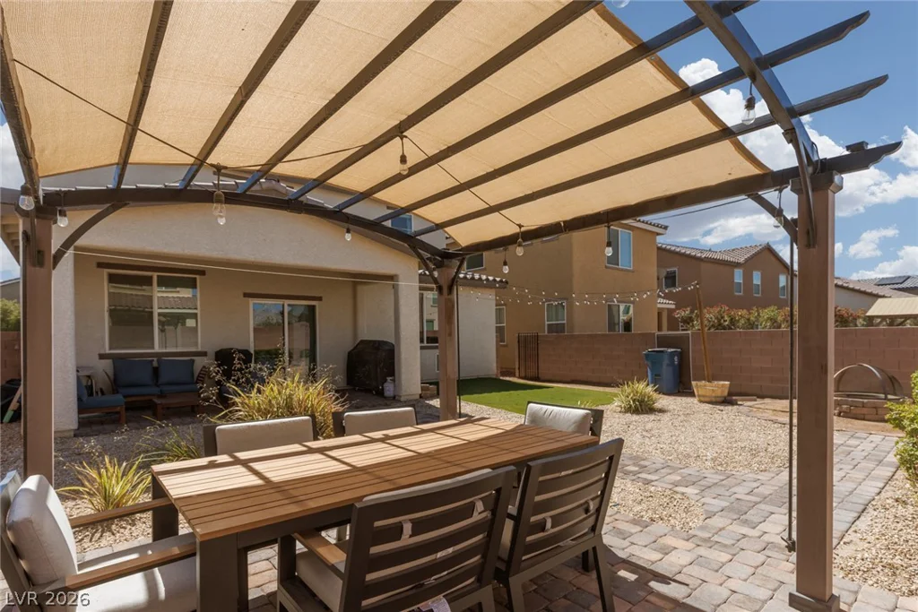 5825 Petrified Tree, North Las Vegas, NV 89081