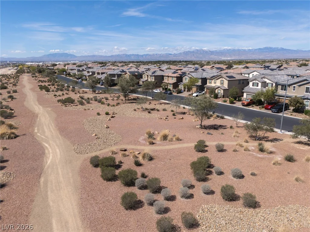 5825 Petrified Tree, North Las Vegas, NV 89081