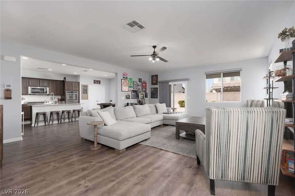 5825 Petrified Tree, North Las Vegas, NV 89081
