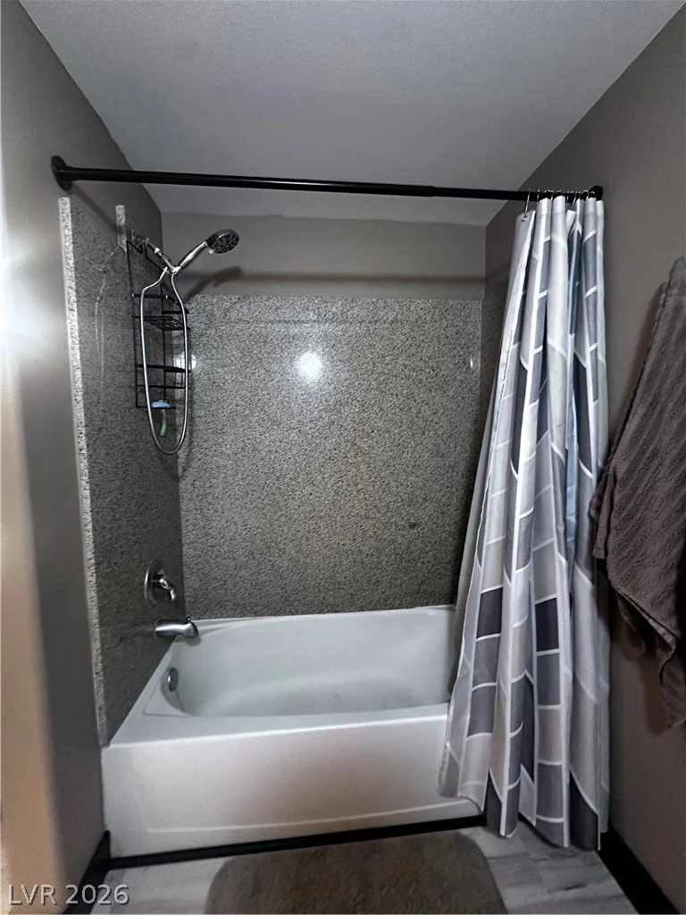 8000 Badura, Las Vegas, NV 89113