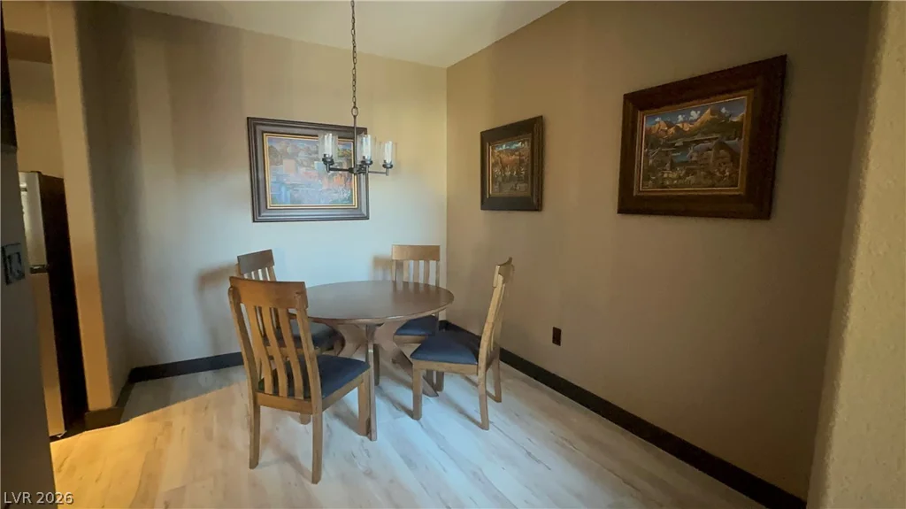 8000 Badura, Las Vegas, NV 89113