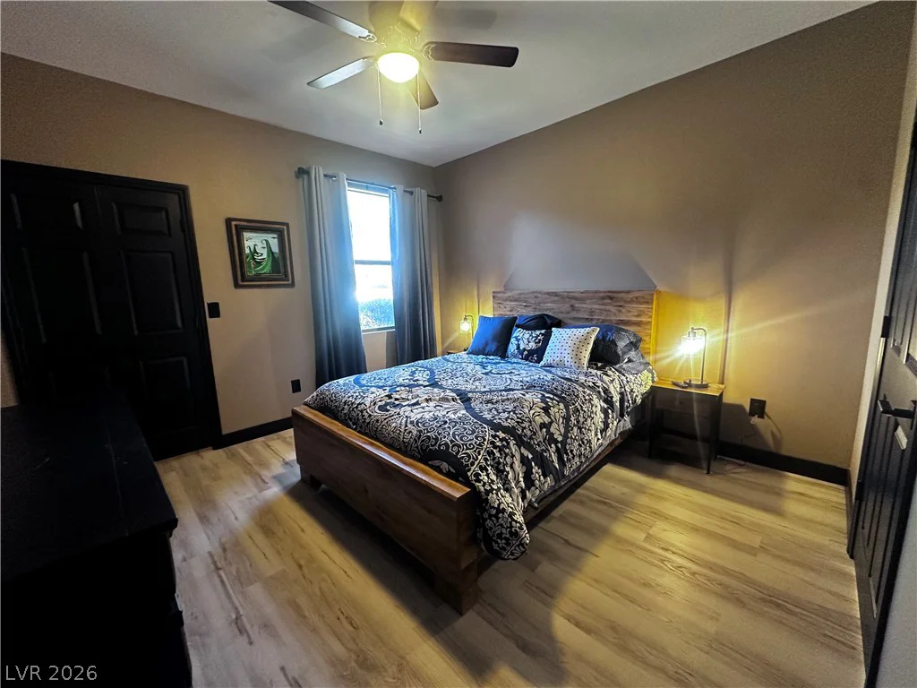 8000 Badura, Las Vegas, NV 89113