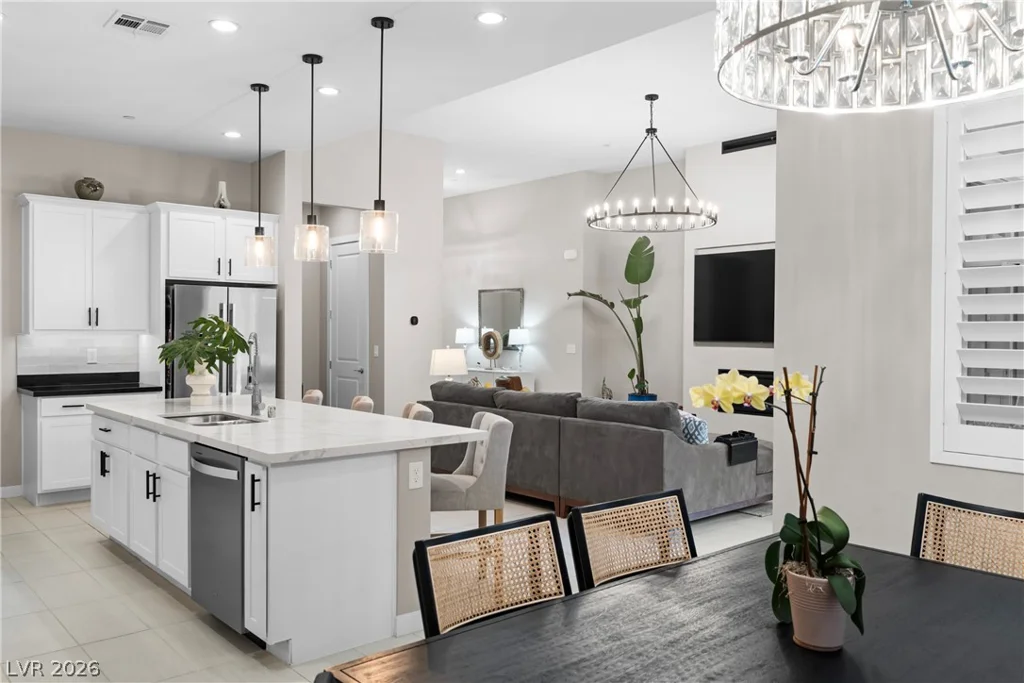 407 Gandara, Las Vegas, NV 89138