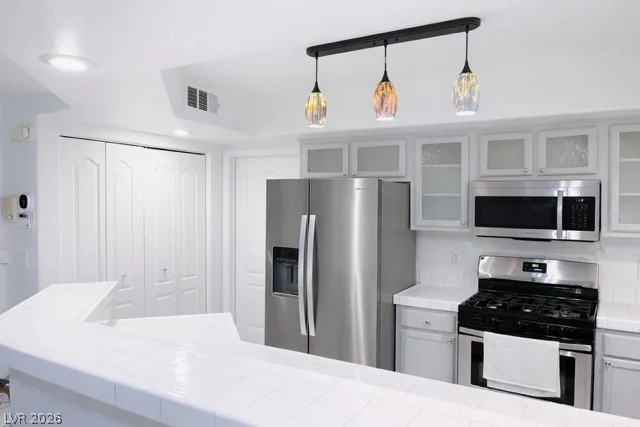 6701 Dorita, Las Vegas, NV 89108