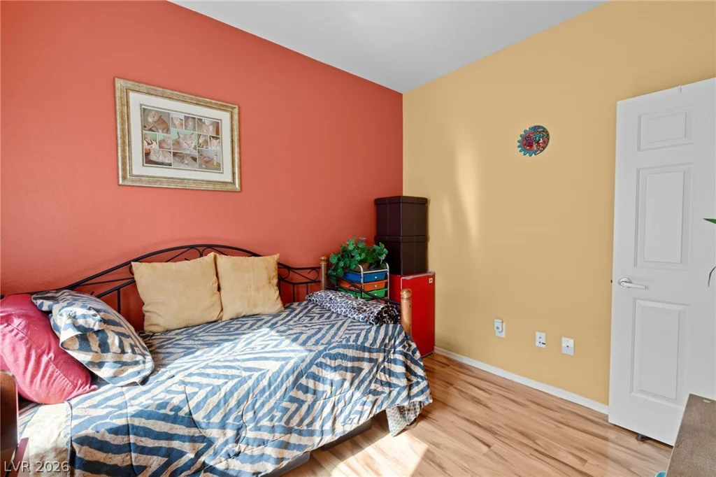 2556 Cosmic Dust, Henderson, NV 89044
