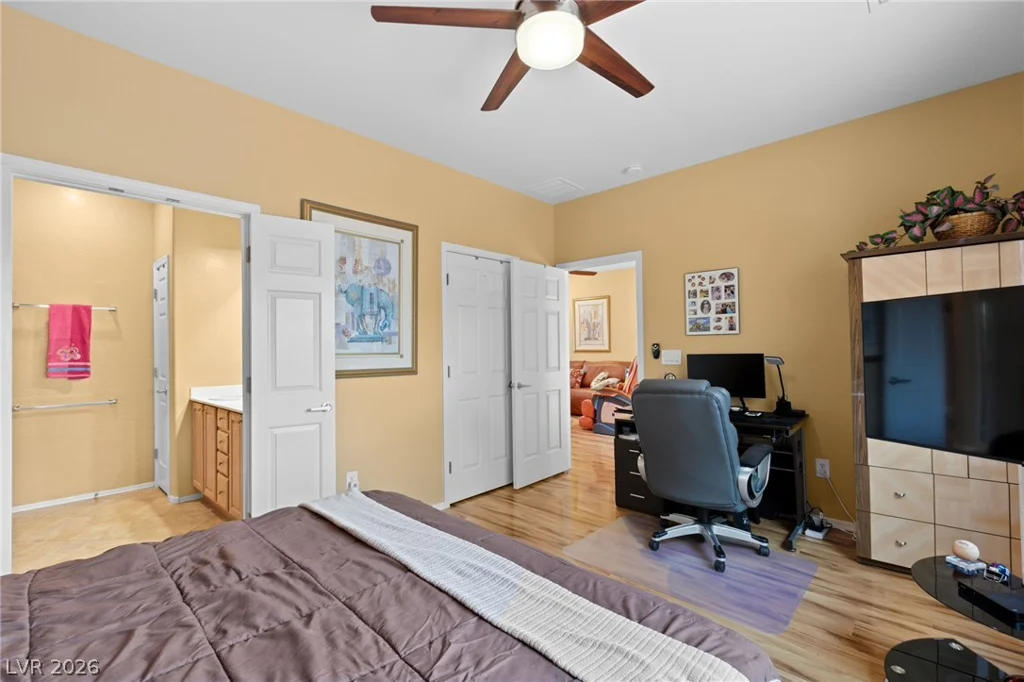 2556 Cosmic Dust, Henderson, NV 89044