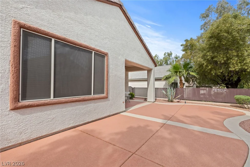 2556 Cosmic Dust, Henderson, NV 89044