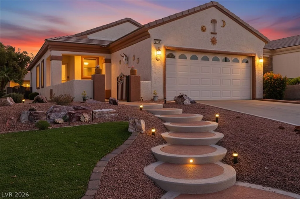 2556 Cosmic Dust, Henderson, NV 89044
