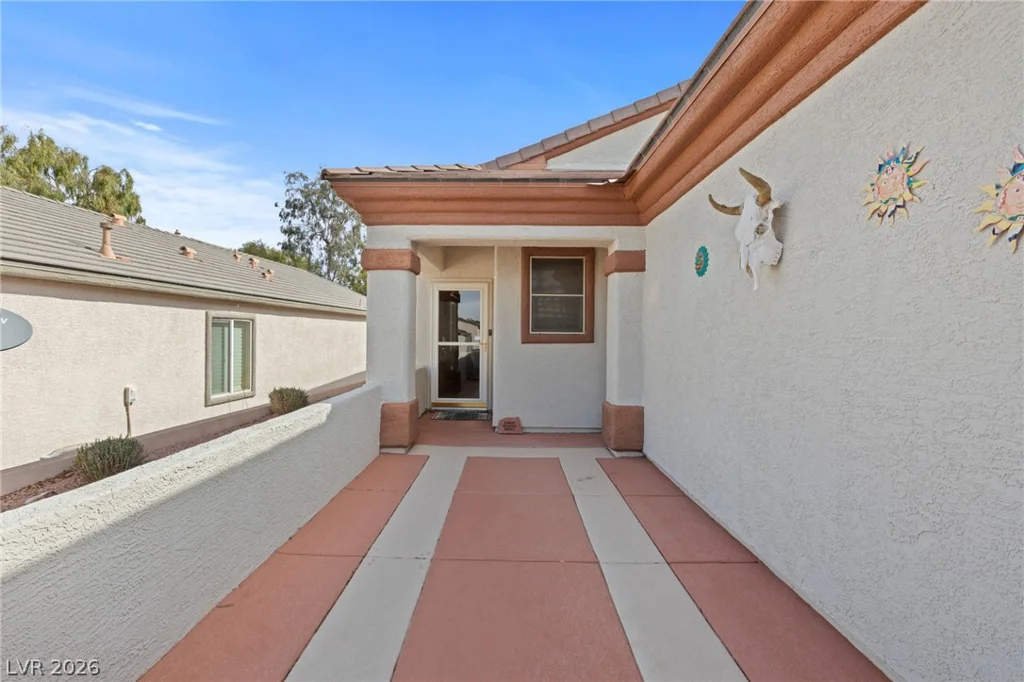 2556 Cosmic Dust, Henderson, NV 89044