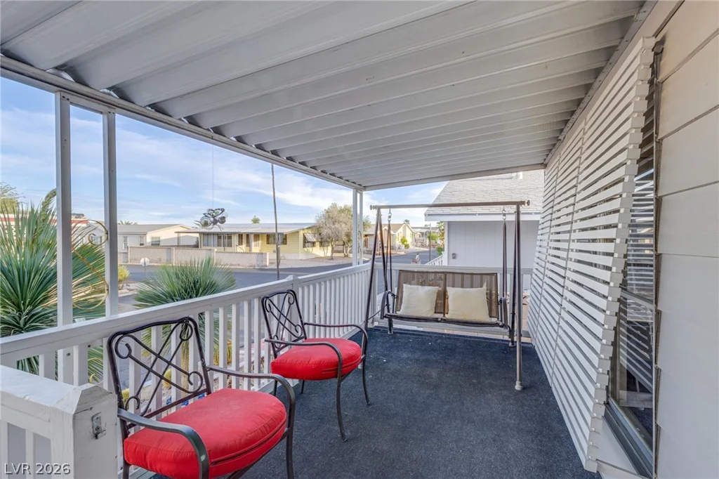 4557 Royal Ridge, Las Vegas, NV 89103