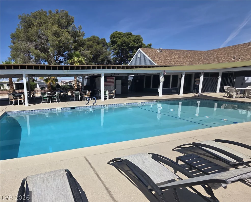 4557 Royal Ridge, Las Vegas, NV 89103