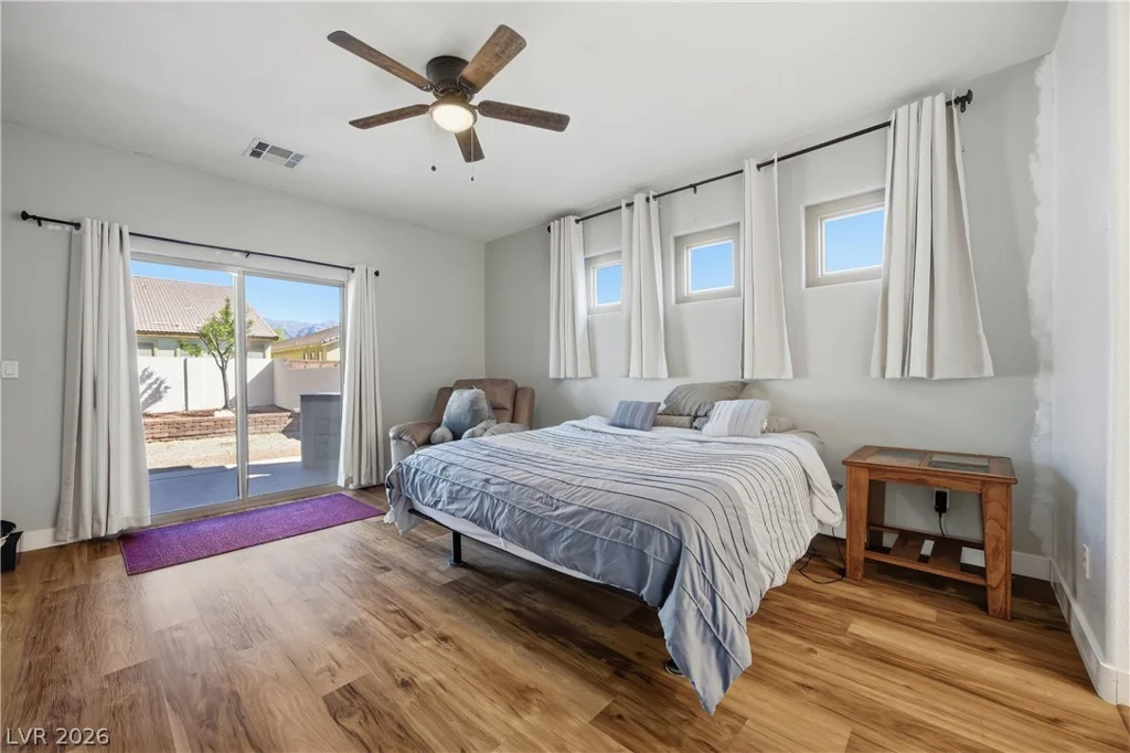4212 Helens Pouroff, North Las Vegas, NV 89085
