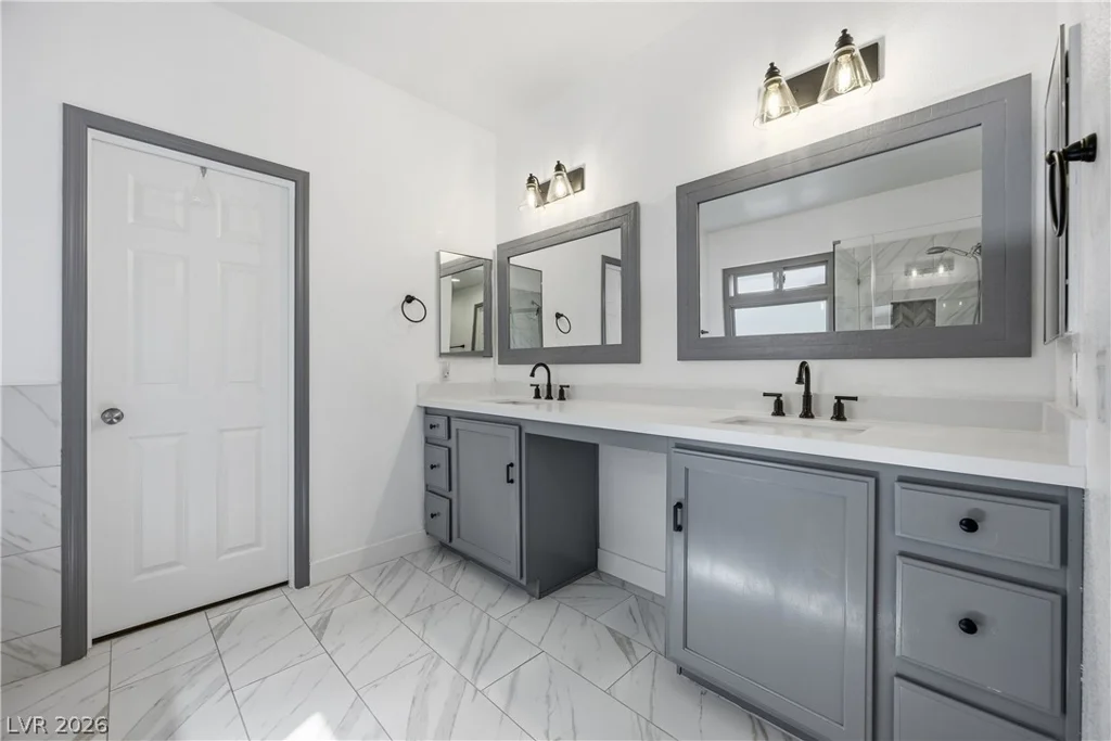 4212 Helens Pouroff, North Las Vegas, NV 89085