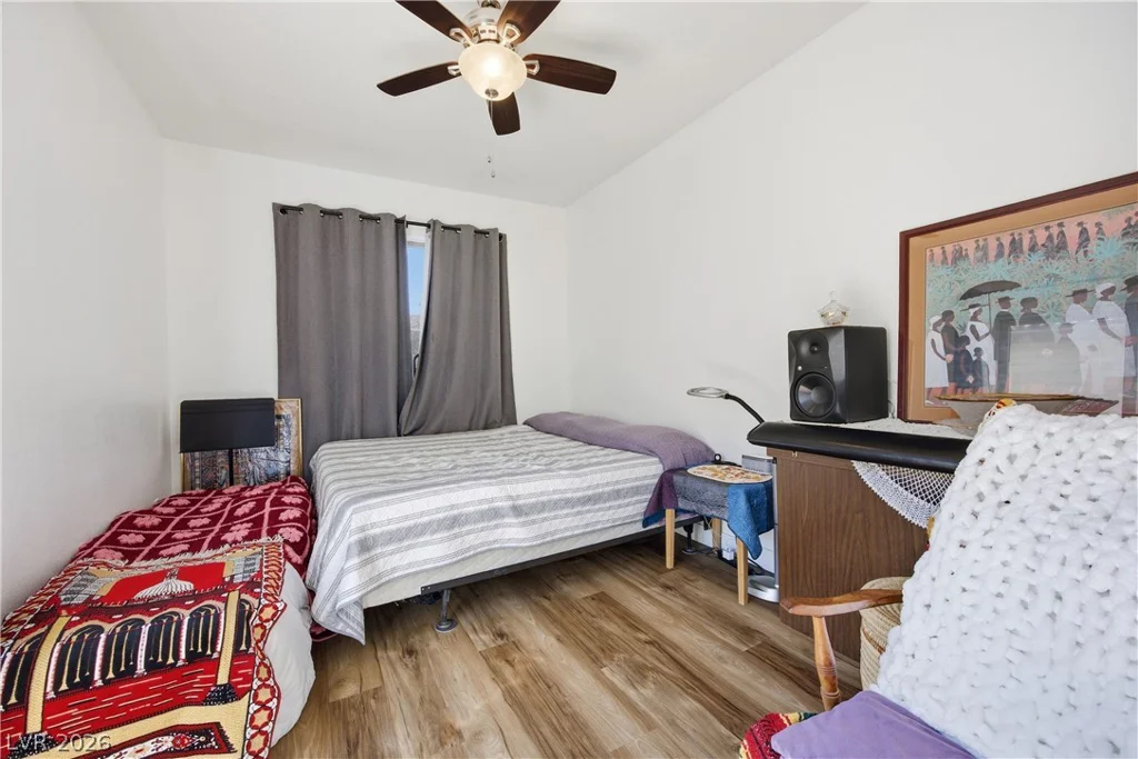 4212 Helens Pouroff, North Las Vegas, NV 89085