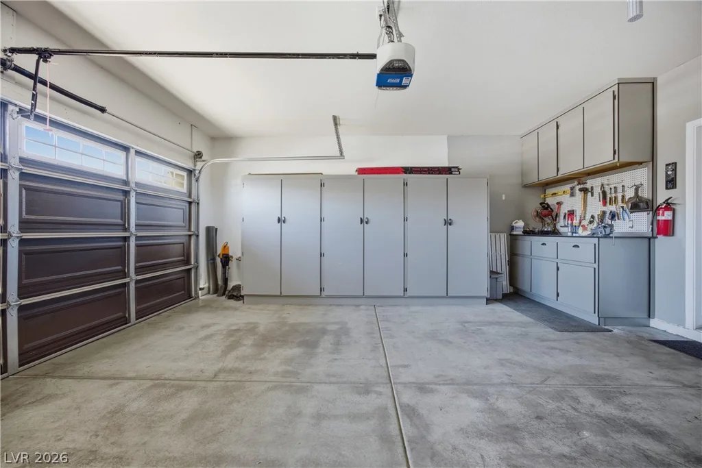 4212 Helens Pouroff, North Las Vegas, NV 89085