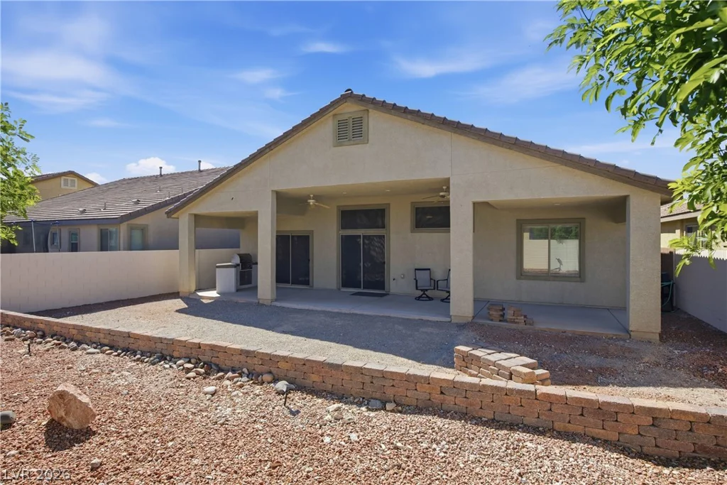 4212 Helens Pouroff, North Las Vegas, NV 89085