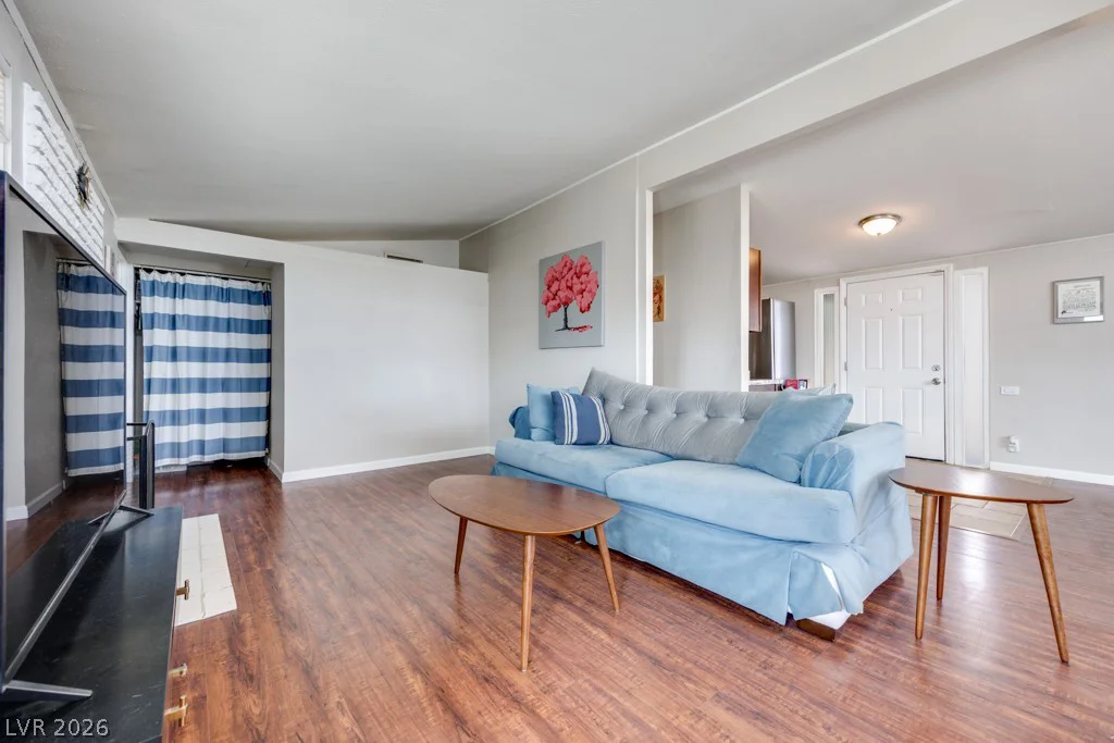 706 Upland, Las Vegas, NV 89107