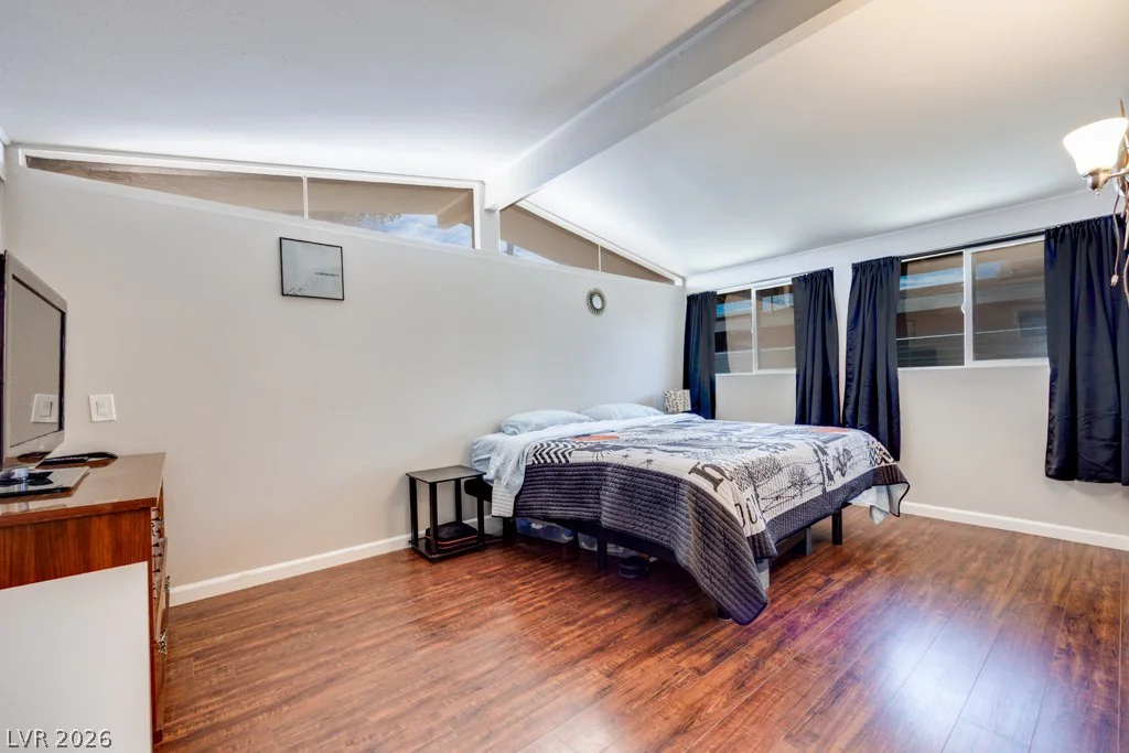 706 Upland, Las Vegas, NV 89107
