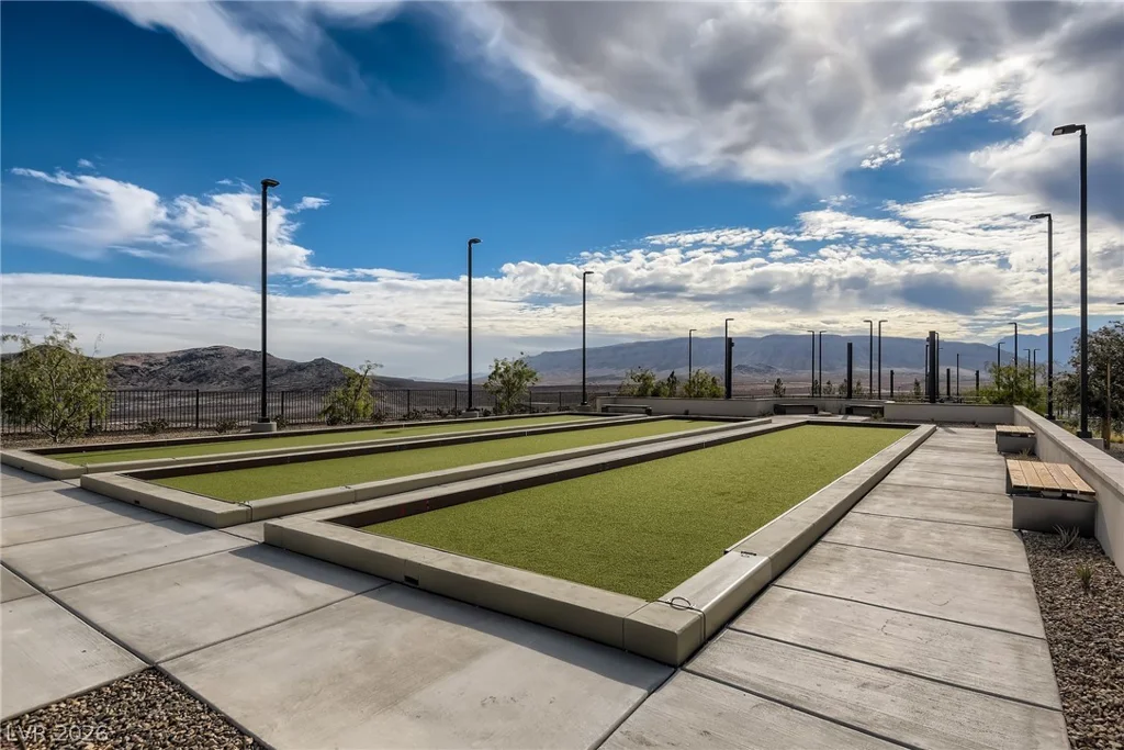 933 Mayfield Manor, Las Vegas, NV 89138