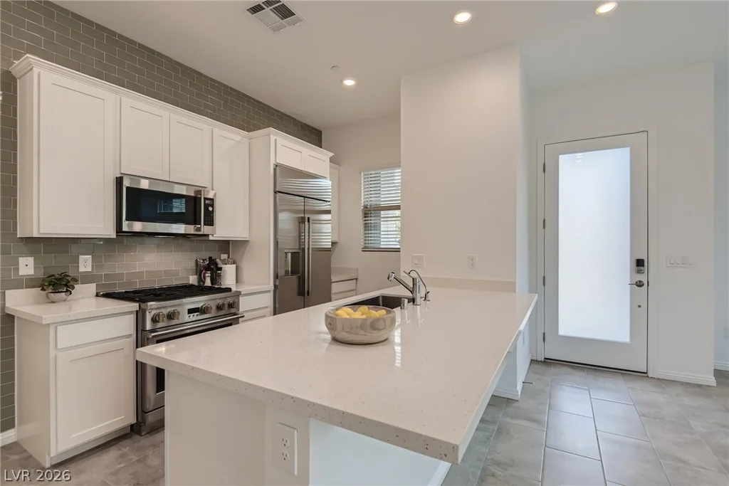 933 Mayfield Manor, Las Vegas, NV 89138