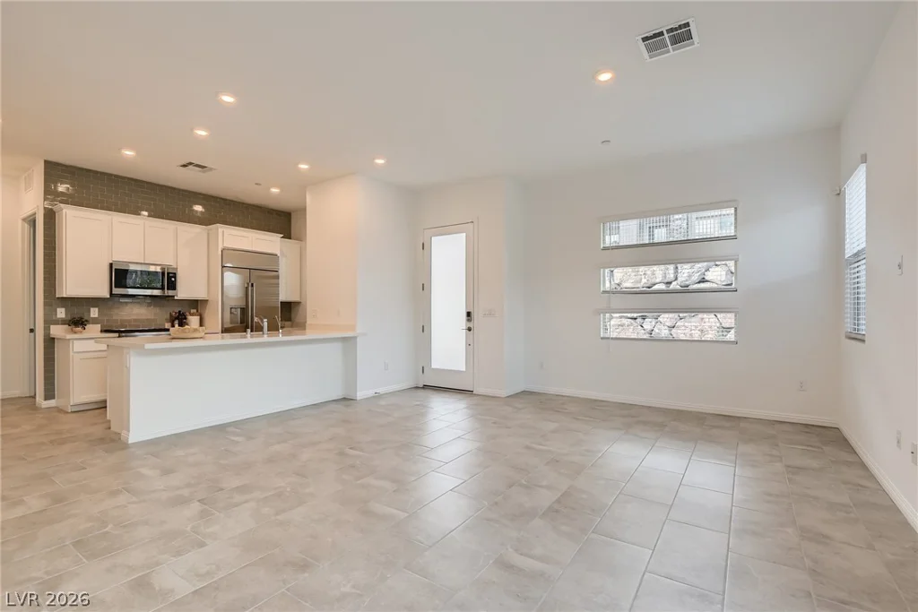 933 Mayfield Manor, Las Vegas, NV 89138
