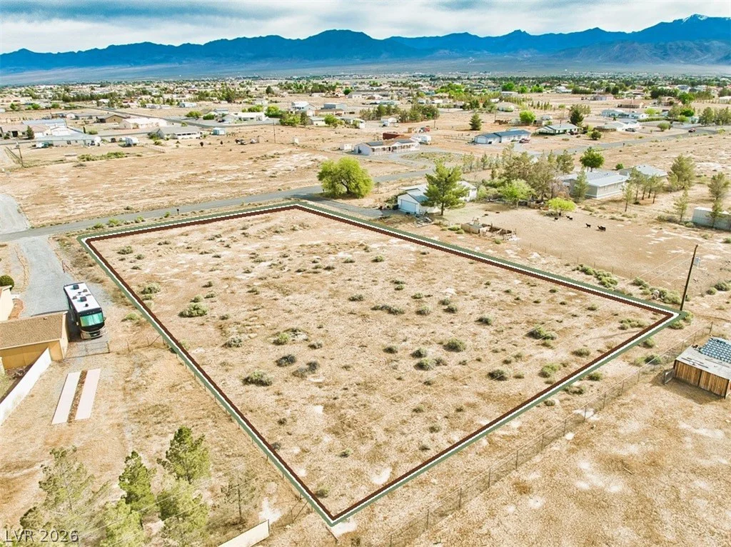201 Falcon, Pahrump, NV 89048