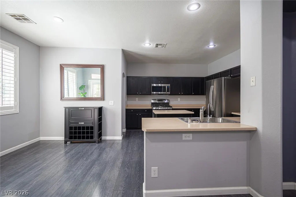 6685 Topley Pike, Las Vegas, NV 89139