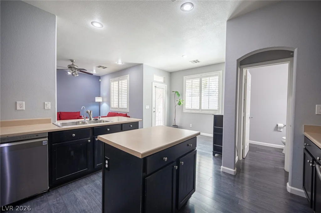6685 Topley Pike, Las Vegas, NV 89139