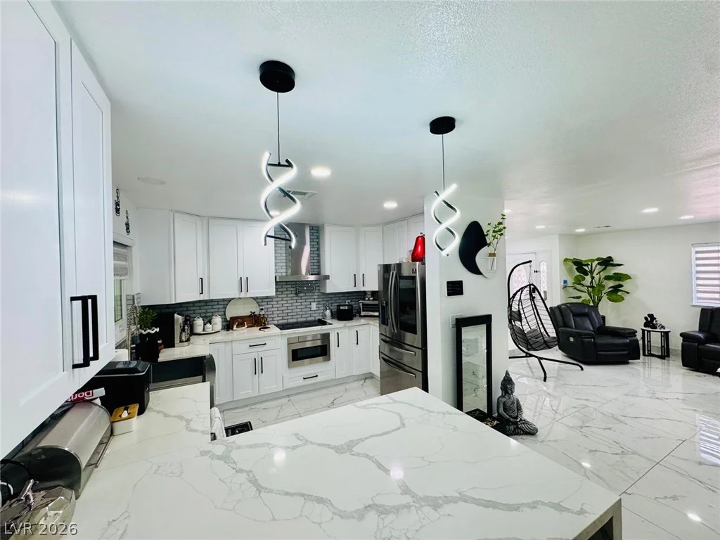 4679 Cleveland, Las Vegas, NV 89104