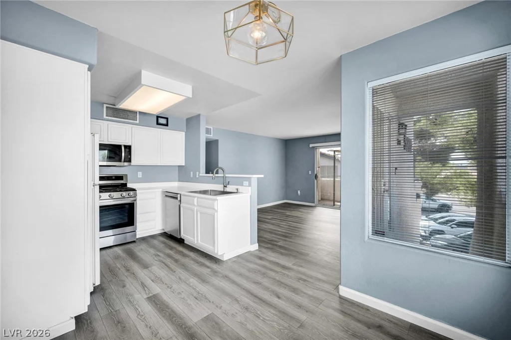 5222 Mandalay Springs, Las Vegas, NV 89120