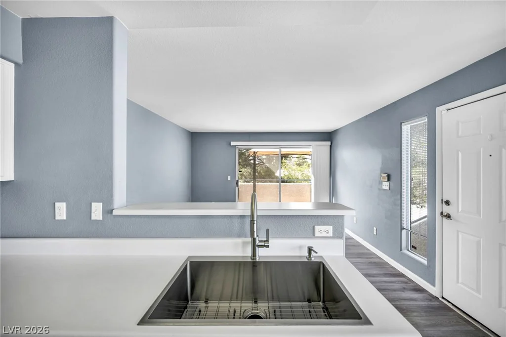 5222 Mandalay Springs, Las Vegas, NV 89120