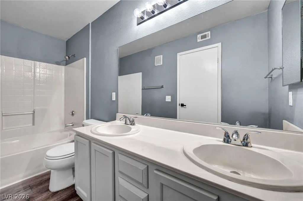 5222 Mandalay Springs, Las Vegas, NV 89120