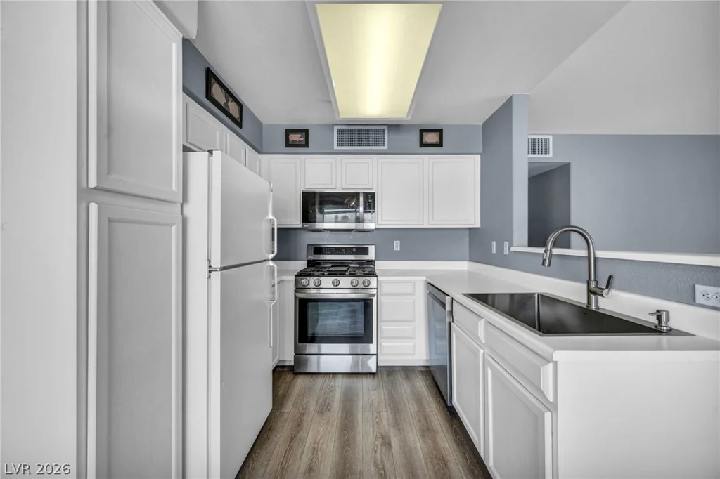 5222 Mandalay Springs, Las Vegas, NV 89120