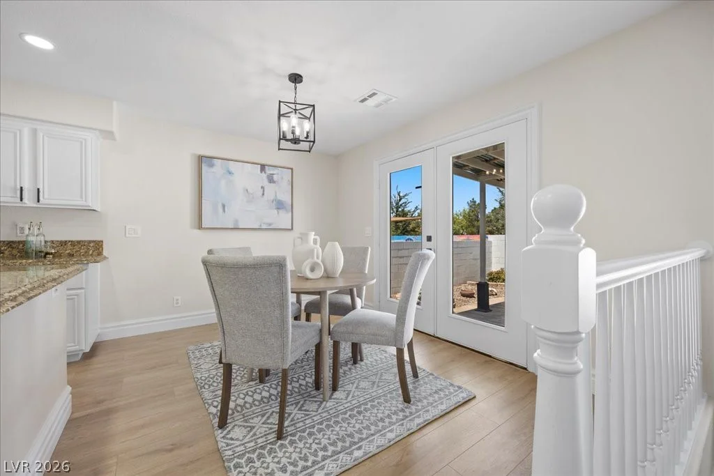 1538 Lamplight Village, Las Vegas, NV 89183