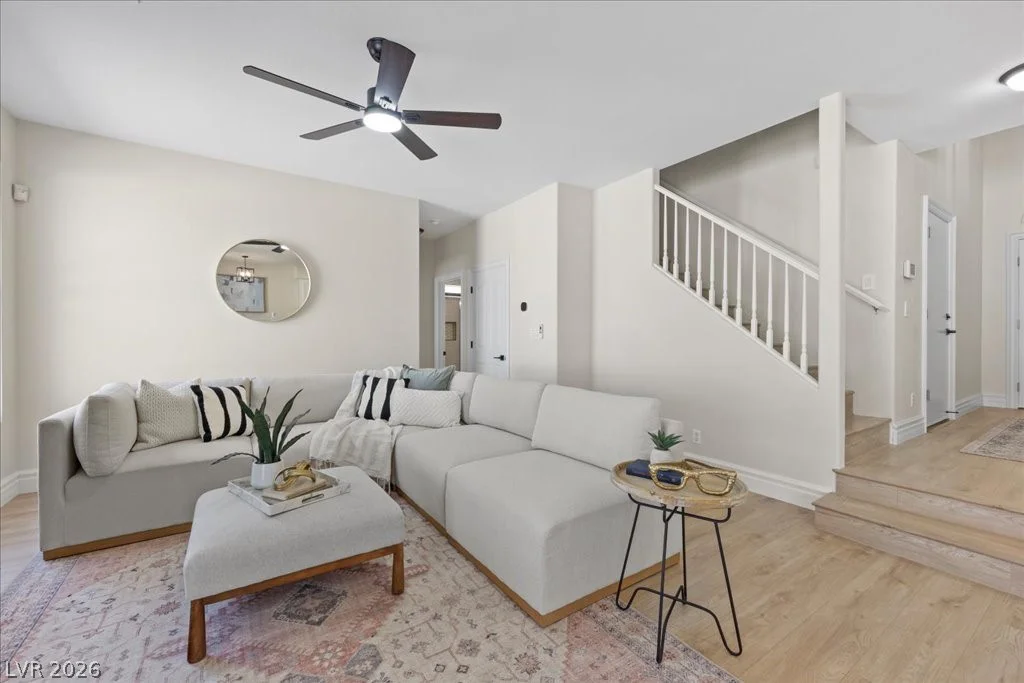 1538 Lamplight Village, Las Vegas, NV 89183