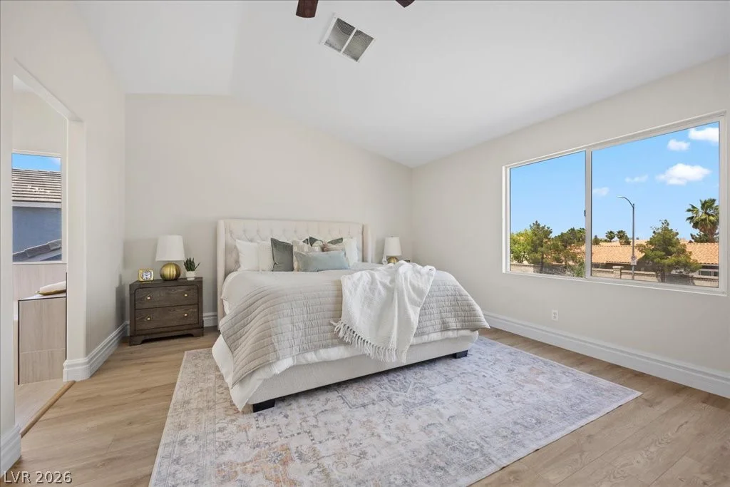 1538 Lamplight Village, Las Vegas, NV 89183