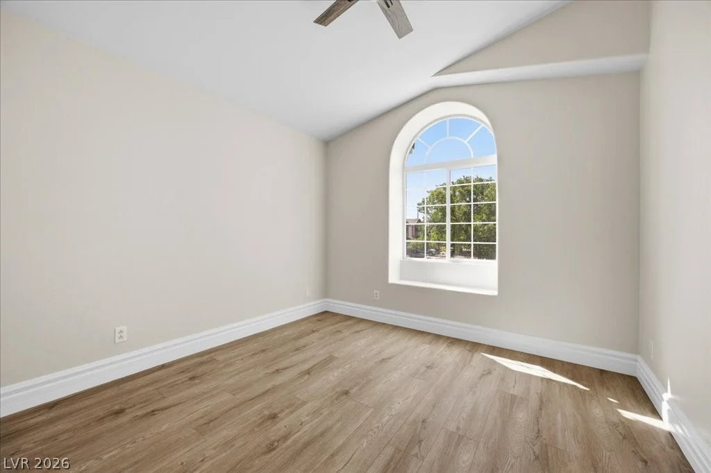 1538 Lamplight Village, Las Vegas, NV 89183