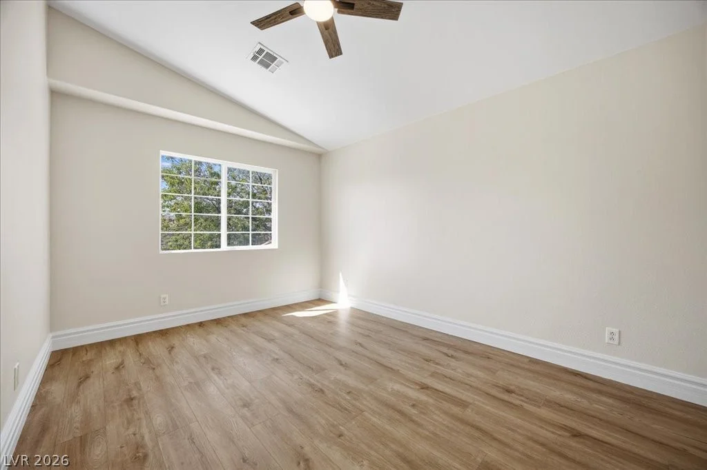 1538 Lamplight Village, Las Vegas, NV 89183