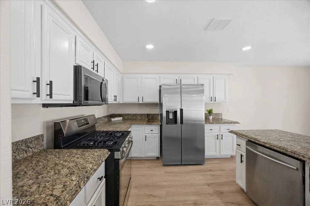 1538 Lamplight Village, Las Vegas, NV 89183