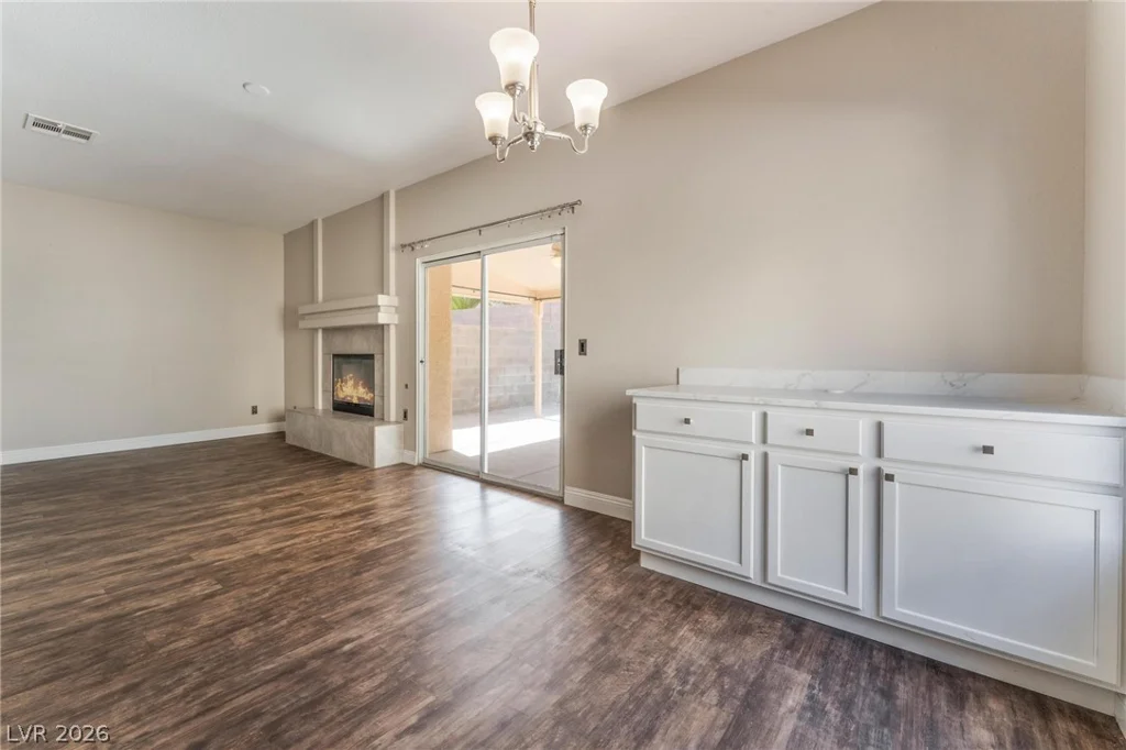 1617 Royal Canyon, Las Vegas, NV 89128