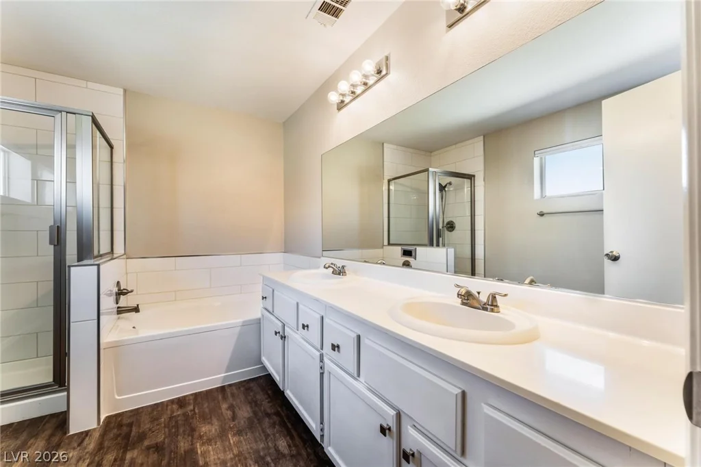1617 Royal Canyon, Las Vegas, NV 89128