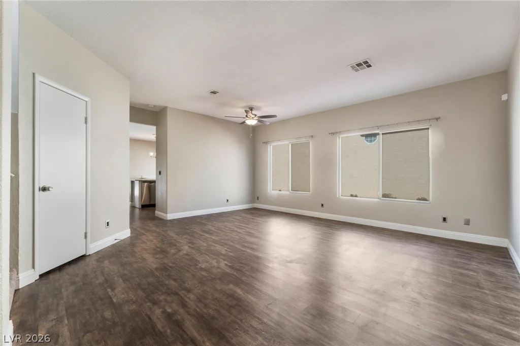 1617 Royal Canyon, Las Vegas, NV 89128