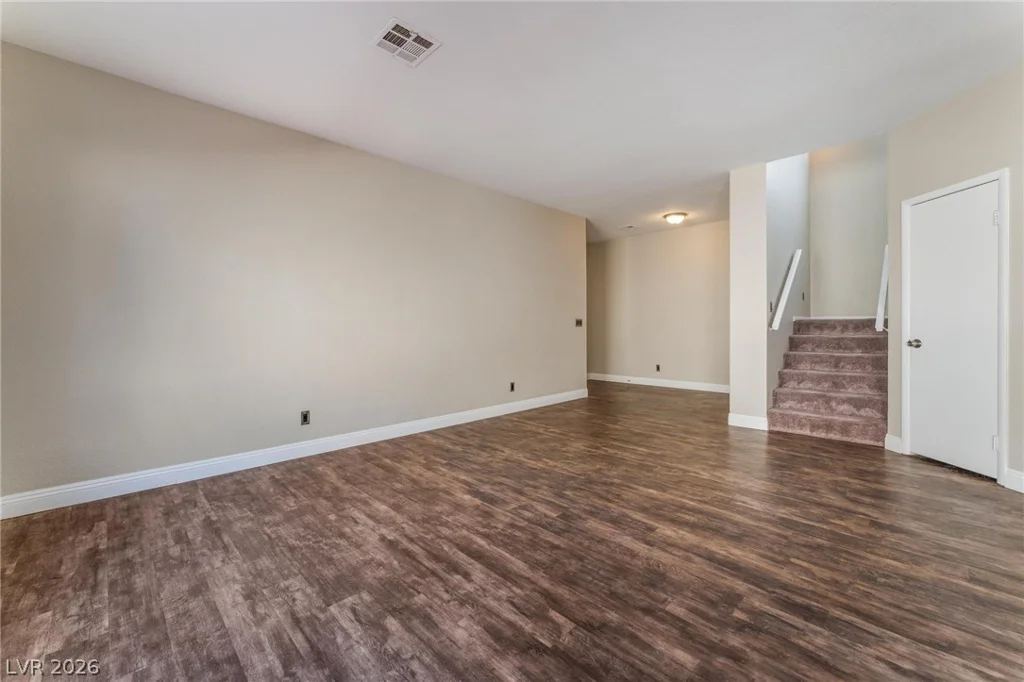 1617 Royal Canyon, Las Vegas, NV 89128