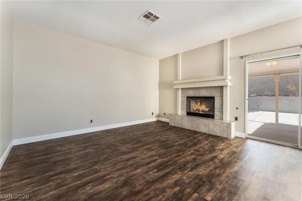 1617 Royal Canyon, Las Vegas, NV 89128