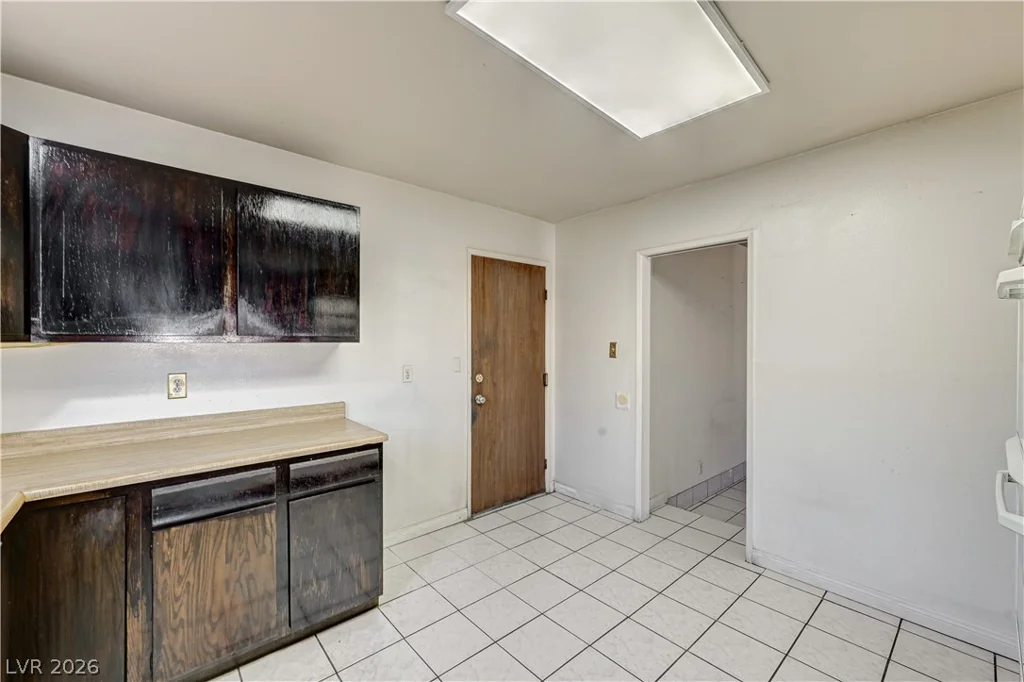 7708 Alina, Las Vegas, NV 89145