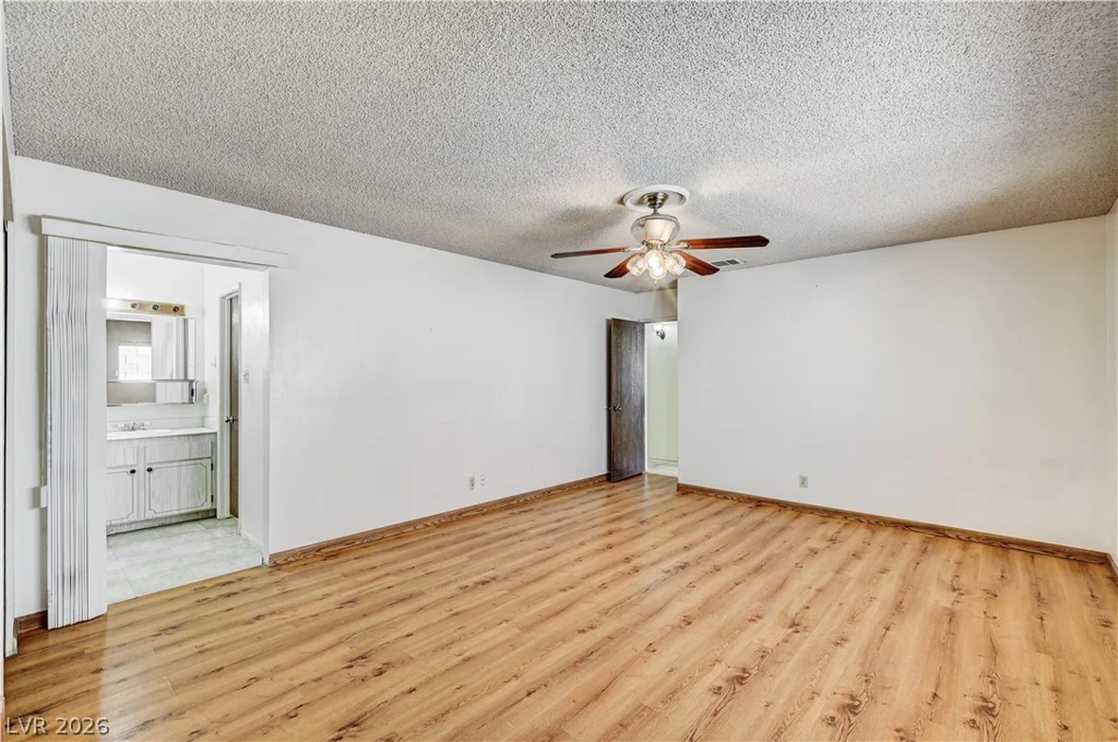7708 Alina, Las Vegas, NV 89145