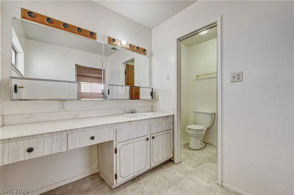 7708 Alina, Las Vegas, NV 89145