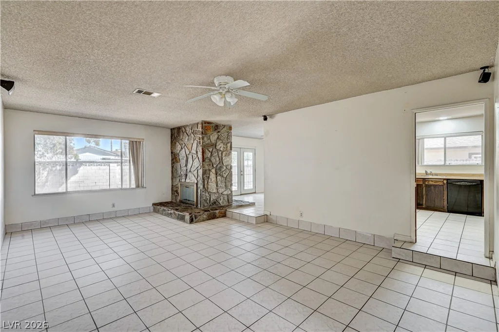 7708 Alina, Las Vegas, NV 89145