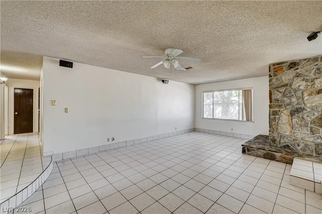 7708 Alina, Las Vegas, NV 89145